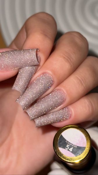 Cover Base - Без ТРО YOU POSH 12 ml. №54 - Світла рожева світловідбиваюча baseposh12054 фото